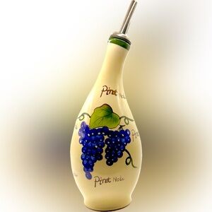 Ceramic Olive Oil Dispenser Pinot Noir Grape, Great Vintage Condition
